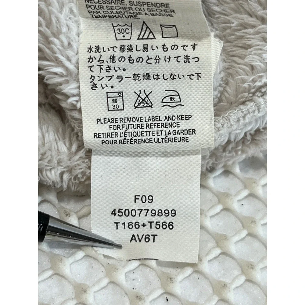 The North Face Girls Osito Fleece Beanie Hat Cream White One Size NF00A6W2 EUC